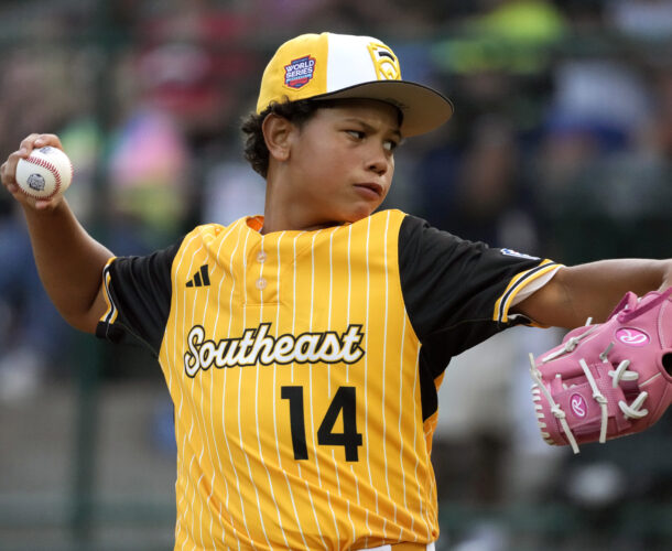 Florida's two runs in fifth inning lifts Southeast champs past South Dakota at LLWS